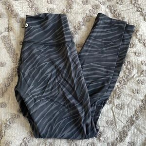 Lululemon crop leggings